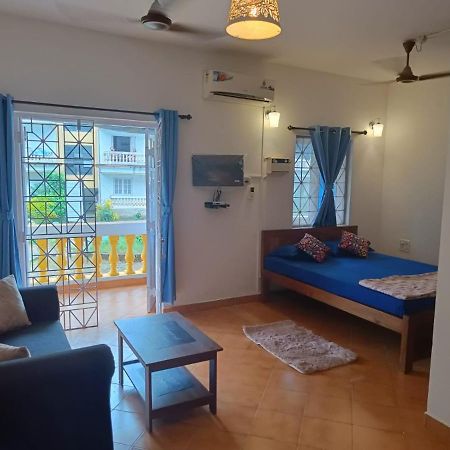 Contemporary Studio Apartment In Calangute, Goa Esterno foto