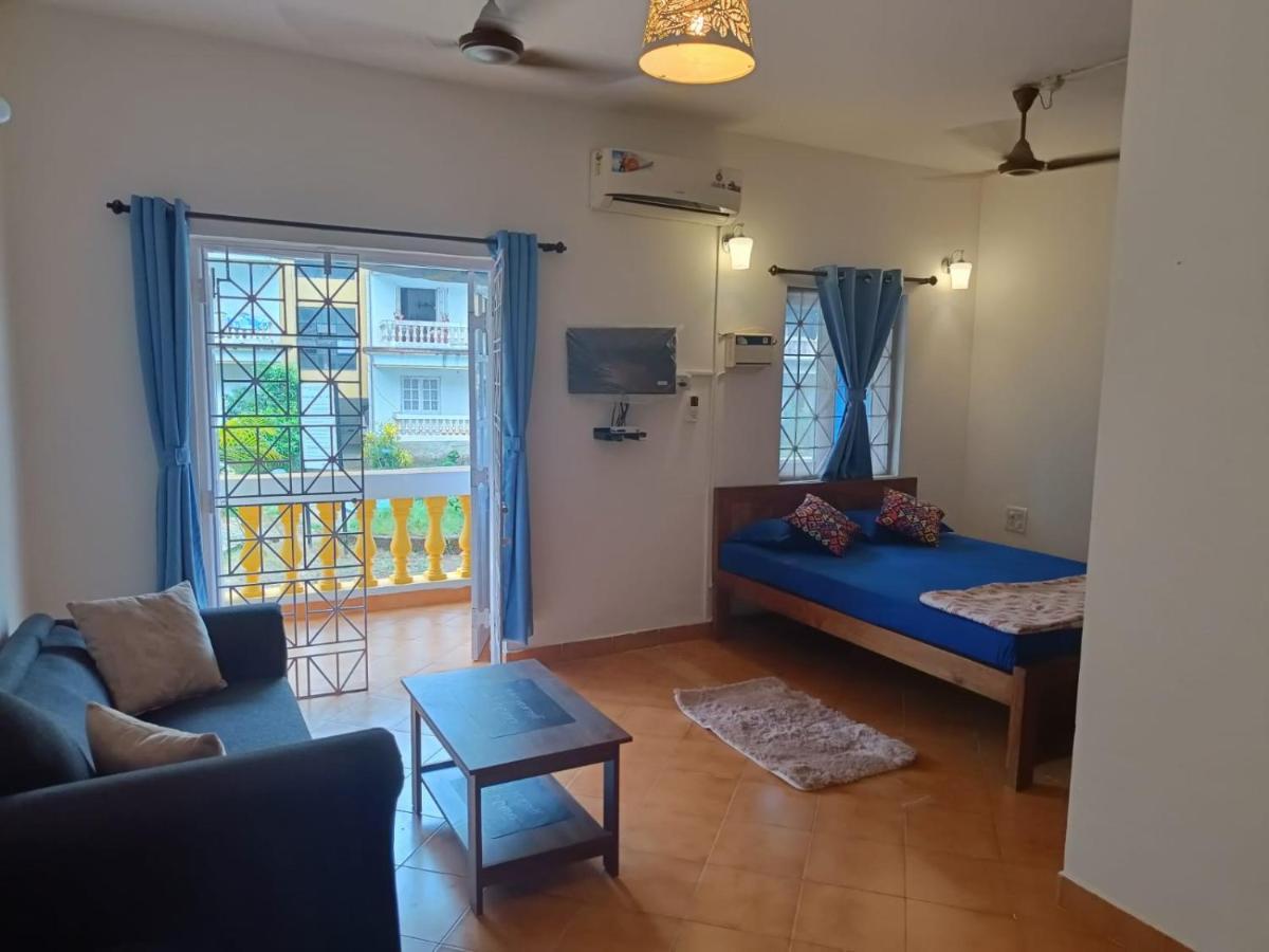 Contemporary Studio Apartment In Calangute, Goa Esterno foto